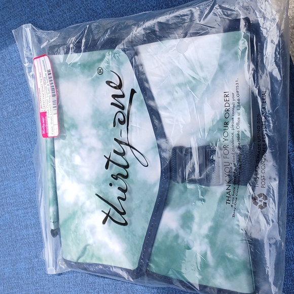 Thirty one fold over lunch bag - Picture 2 of 7